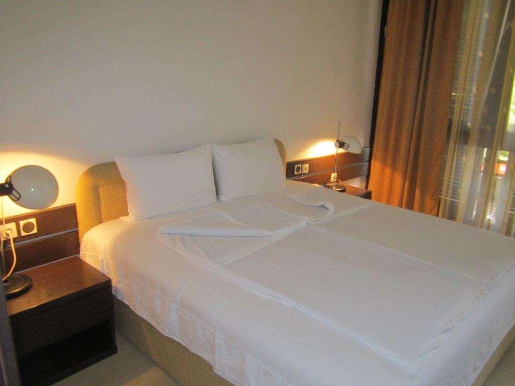Hotel Pela Ochrid Pokoj fotografie